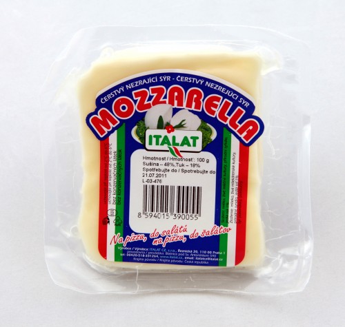 Mozzarella 100g plátek